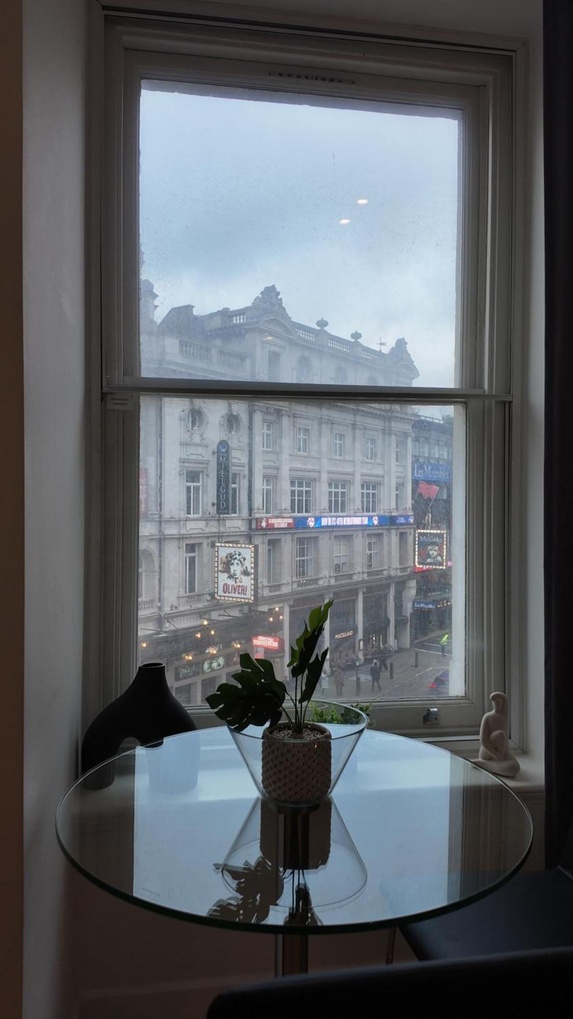 Stunning Piccadilly 1 Bedroom Flat In London Vr9 외부 사진